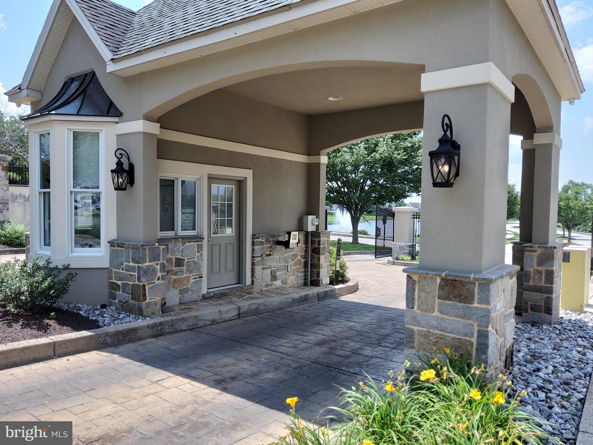 REGENTS GLEN - Residential