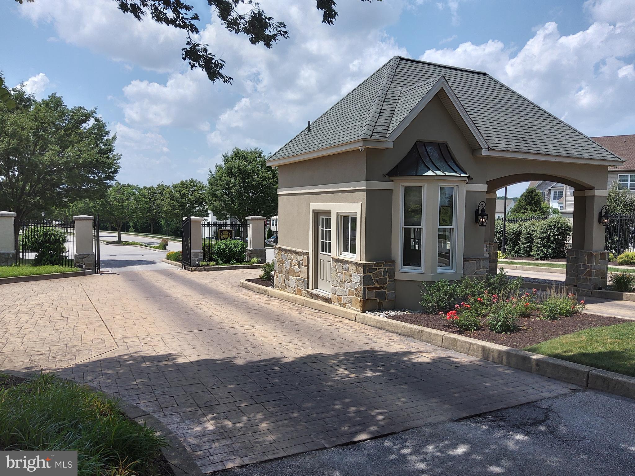 REGENTS GLEN - Residential
