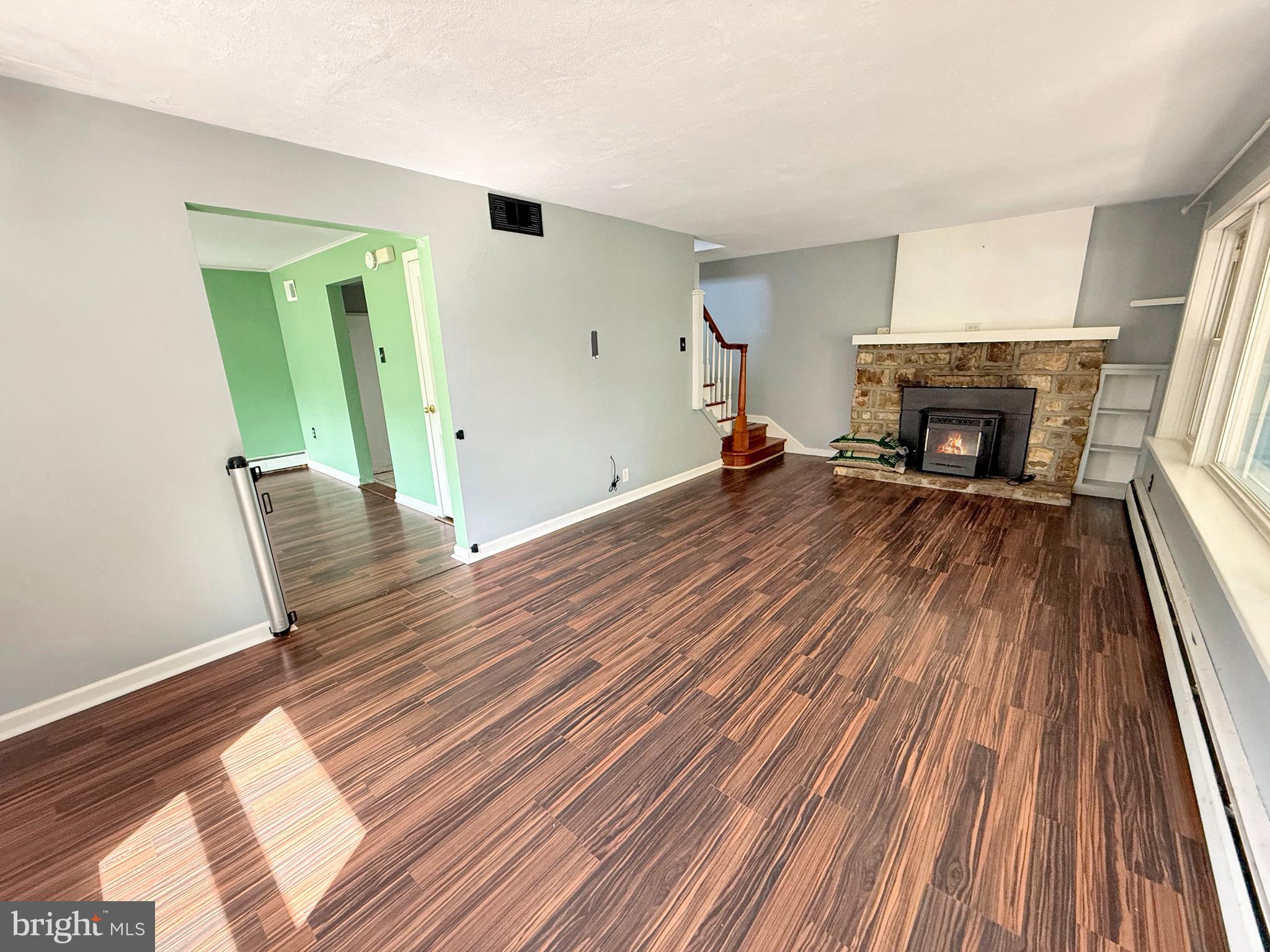 124 CREAMERY ROAD