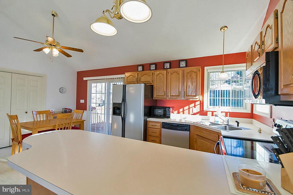 COLONIAL PARK - Residential