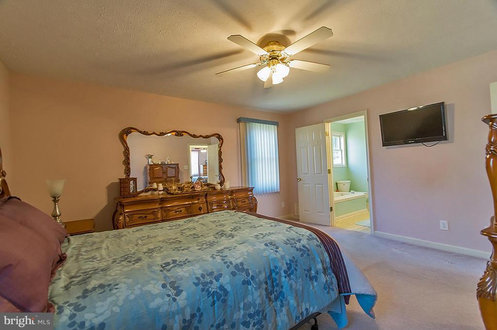 COLONIAL PARK - Residential