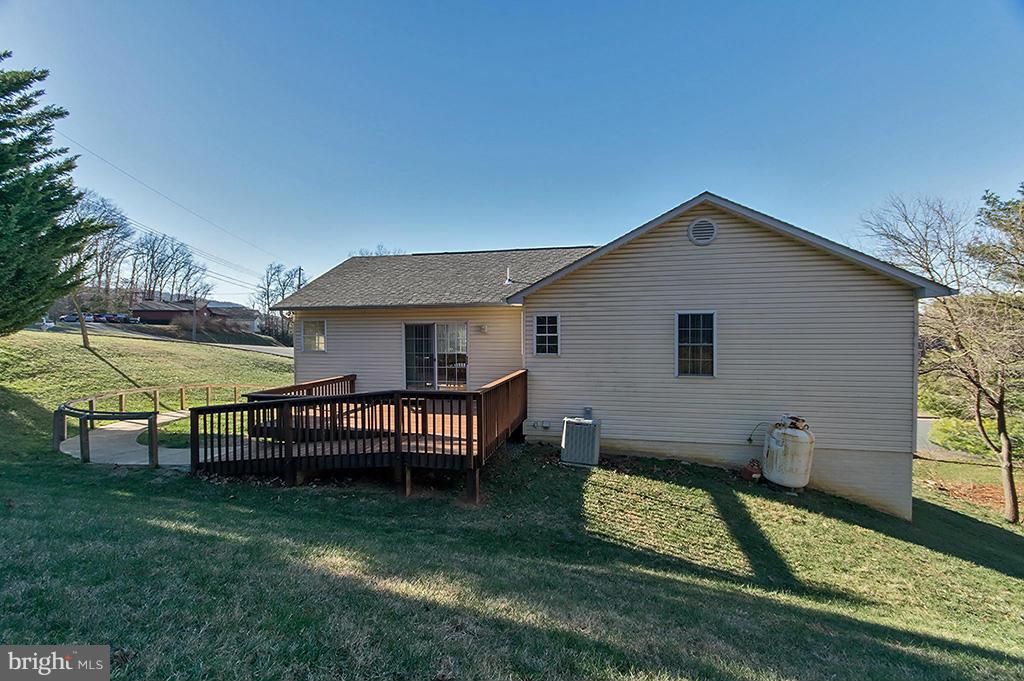 COLONIAL PARK - Residential