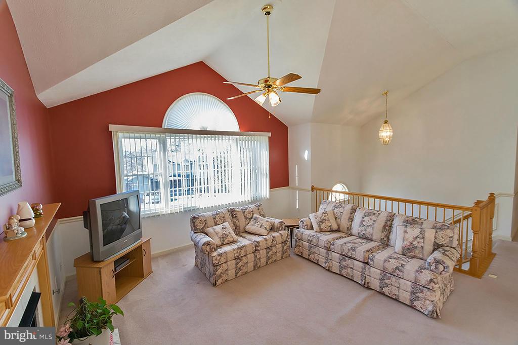 COLONIAL PARK - Residential