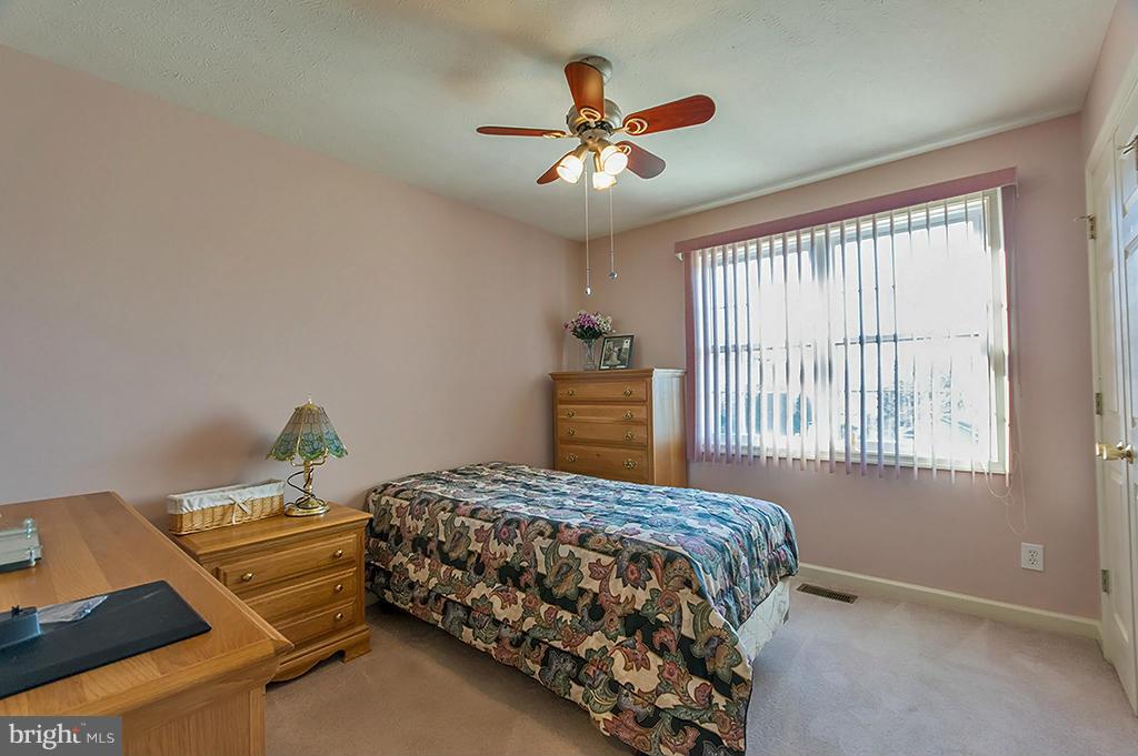 COLONIAL PARK - Residential