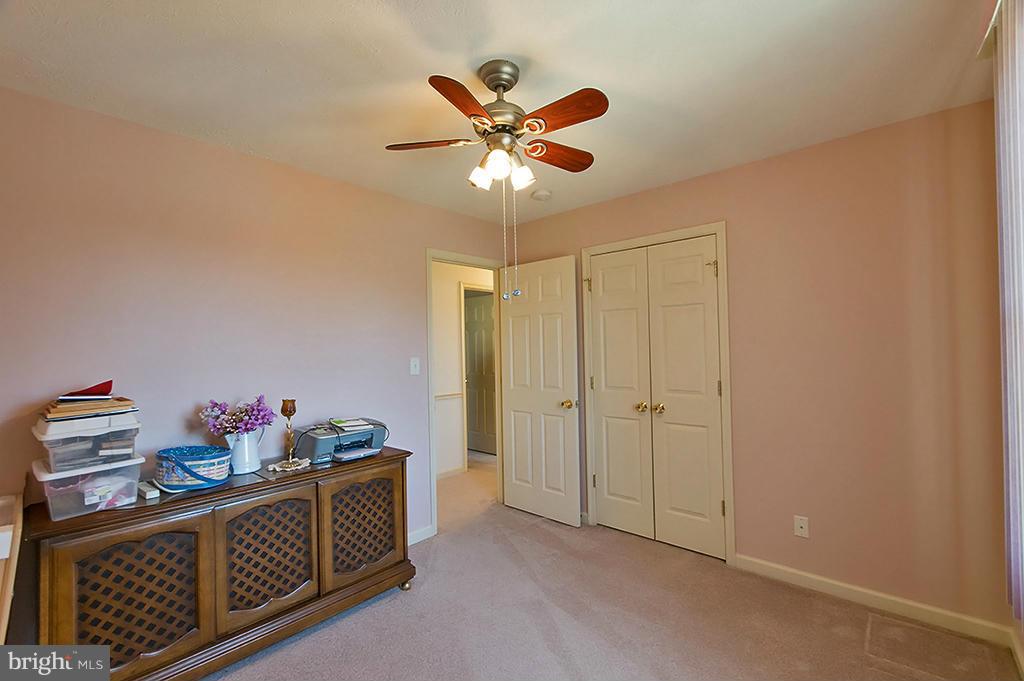 COLONIAL PARK - Residential