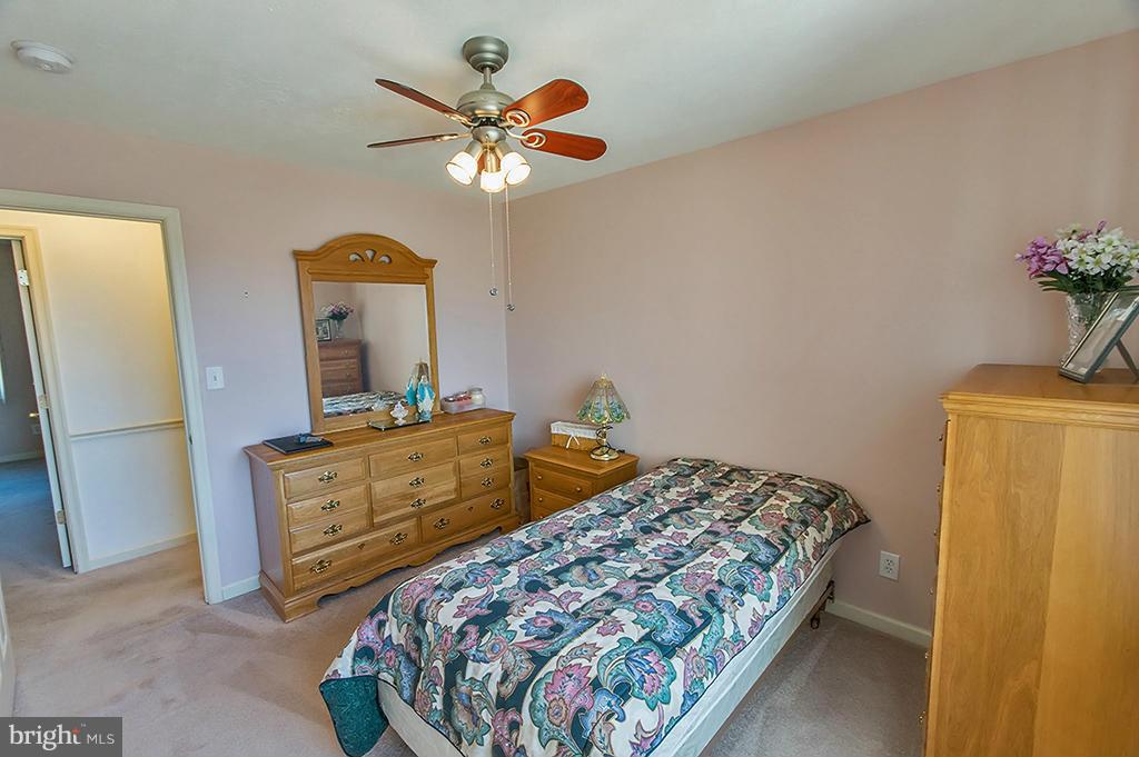 COLONIAL PARK - Residential