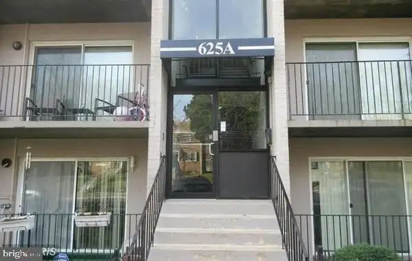 625A Chesapeake Street SE Unit 302, Washington, DC 20032