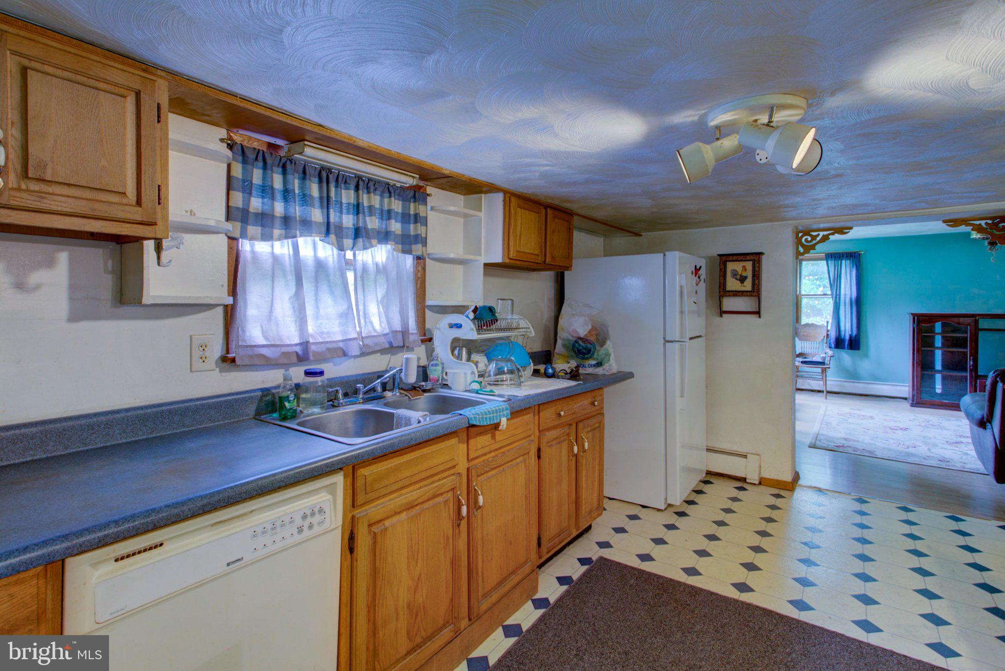 1406 RICHMOND ROAD
