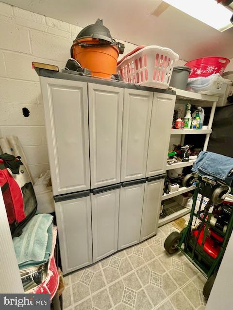 CALVERTON TOWNES - Residential