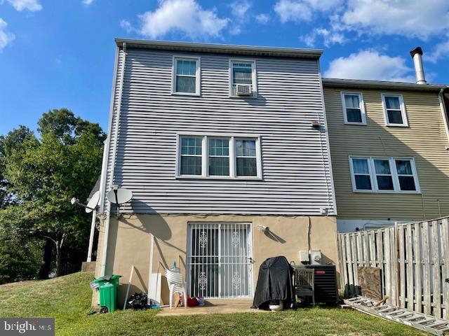 CALVERTON TOWNES - Residential