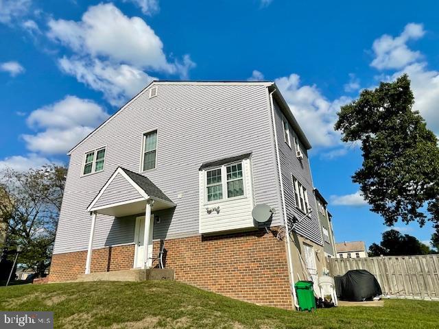 CALVERTON TOWNES - Residential