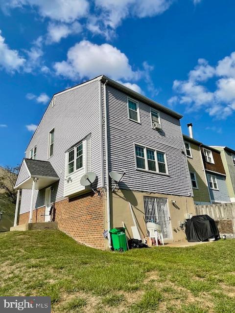 CALVERTON TOWNES - Residential