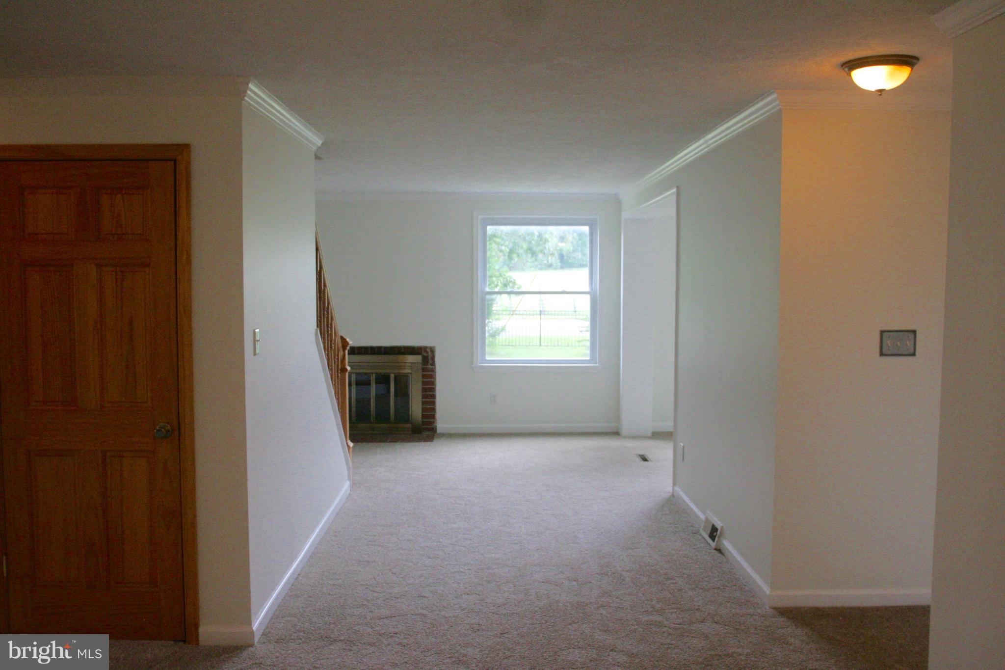 ARUNDEL ACRES - Residential Lease