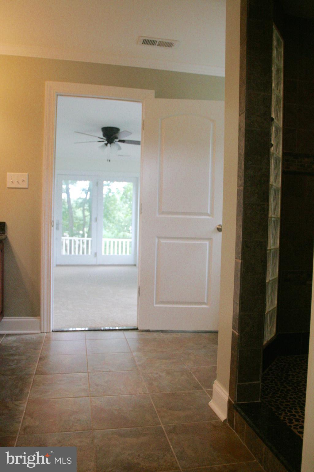 ARUNDEL ACRES - Residential Lease