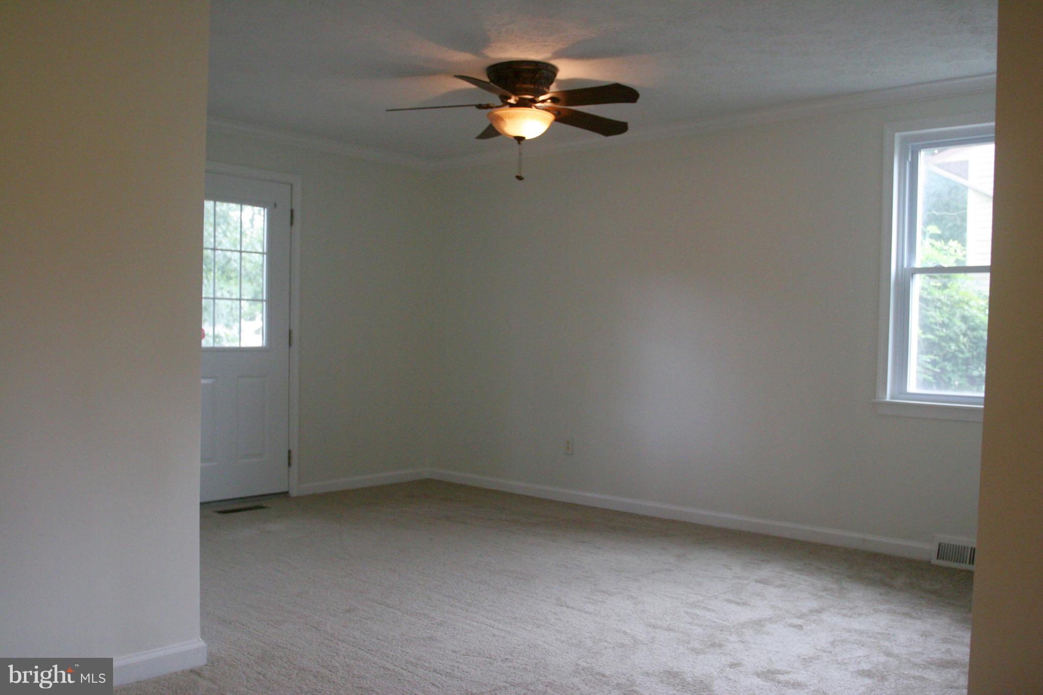 ARUNDEL ACRES - Residential Lease