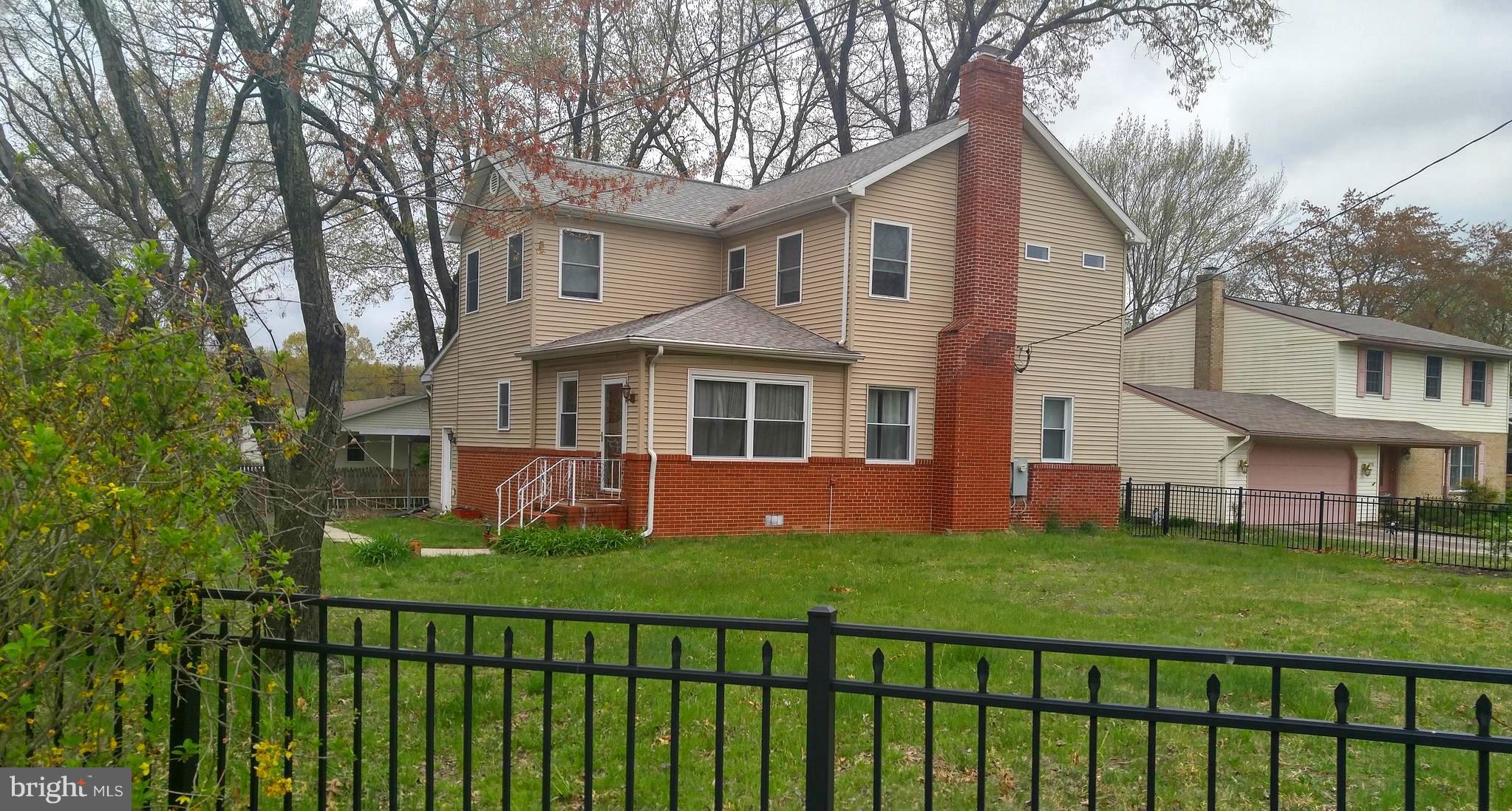 ARUNDEL ACRES - Residential Lease