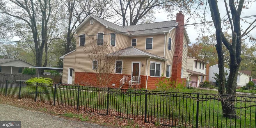 Fresh Paint & New Carpet in this Spacious 3 Bed, 4 Bath w/ Renovated Kitchen on Large Corner Lot w/ Fenced Yard, Covered Car Port & Driveway. Master w/ En-suite Bath, His&Her Vanities, Walk in Closet & Private Deck - Bonus Room Off Master Could Be Office or Addt'l Bedroom. Upper&LL Laundry. Convenient to Schools, Shops, Restaurants & More! Contact Alt Agent Dave Hill w/ Questions/Showing Inquiries