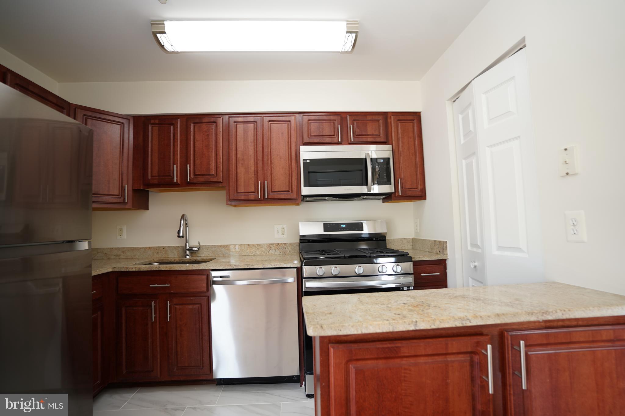 TIMBERLANE VILLAGE GARDEN CONDOMINIUMS - Residential