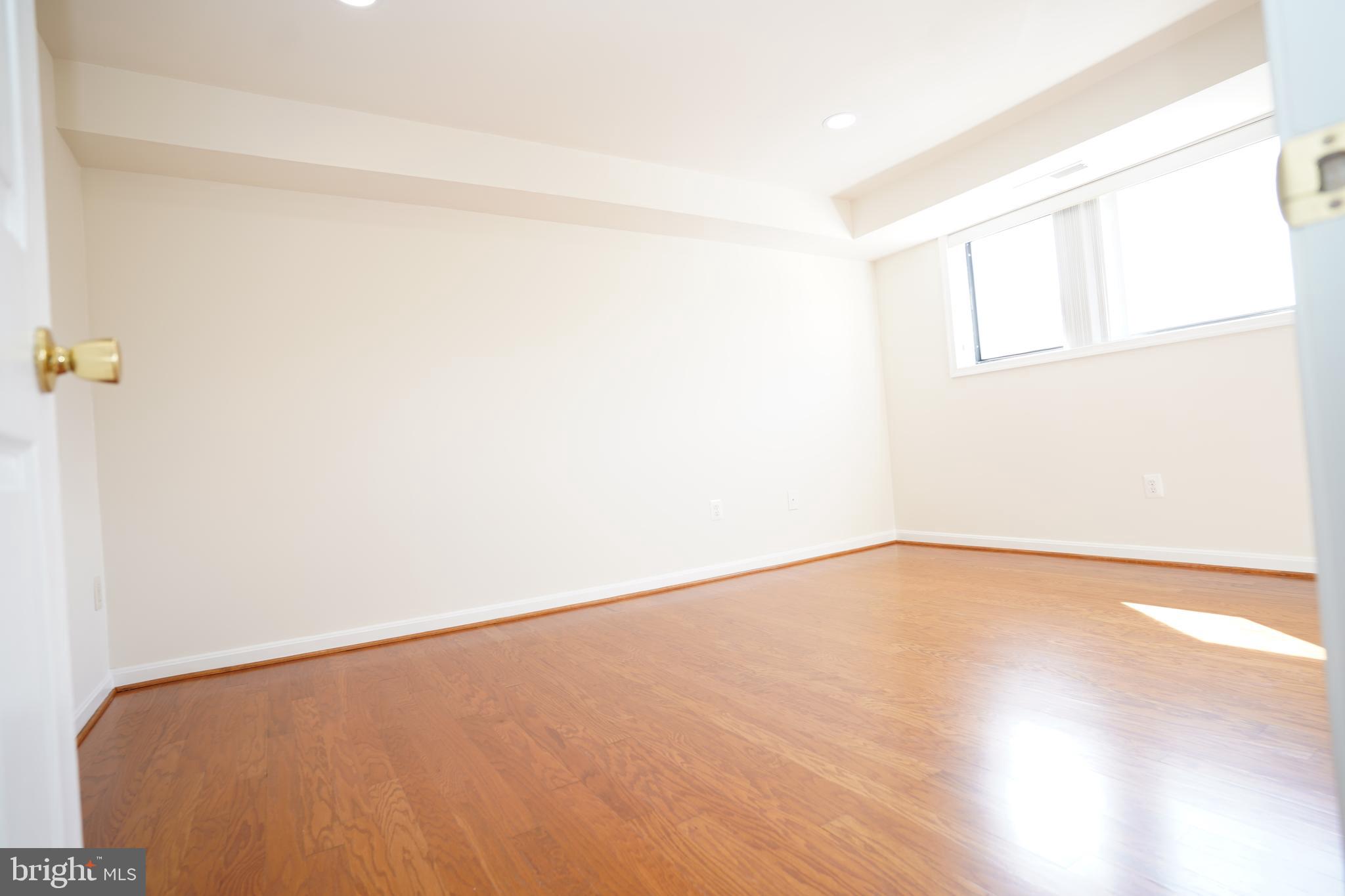 TIMBERLANE VILLAGE GARDEN CONDOMINIUMS - Residential