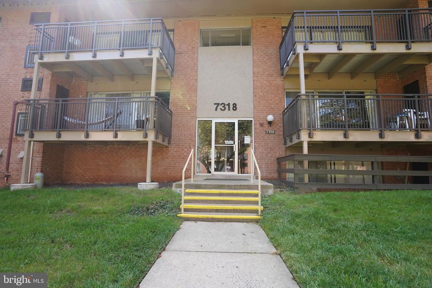 Photos will be uploaded 08/25/2023. 
The property was r renovated , so everything is in move-in condition.This spacious 2-bedroom, 1.5-bathroom condo is move-in ready! The open floor plan is perfect for entertaining guests.
The kitchen has been updated with stainless steel appliances and granite countertops.
The bathrooms have been remodeled with new fixtures and tile.
The bedrooms are spacious and have plenty of closet space.
The living room has a large window that lets in plenty of natural light.
The backyard is perfect for relaxing or entertaining guests.
This property is located in a great neighborhood close to schools, shops, and restaurants.
 The condo is located in a quiet, family-friendly neighborhood.
It is close to public transportation, so you can easily get around without a car.
The property is pet-friendly, so you can bring your furry friends along.