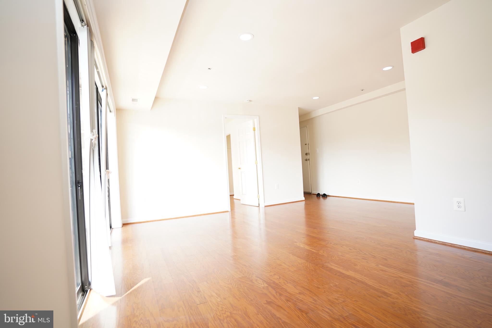 TIMBERLANE VILLAGE GARDEN CONDOMINIUMS - Residential