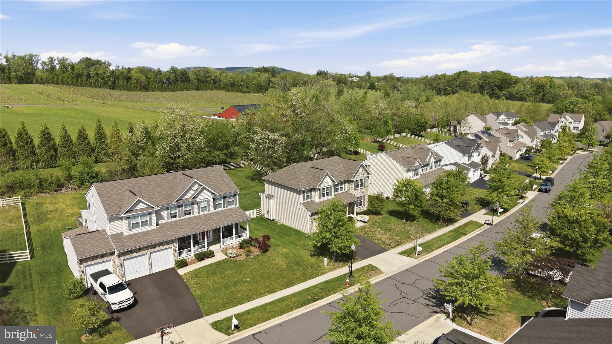 MOUNTAIN VALLEY - Residential