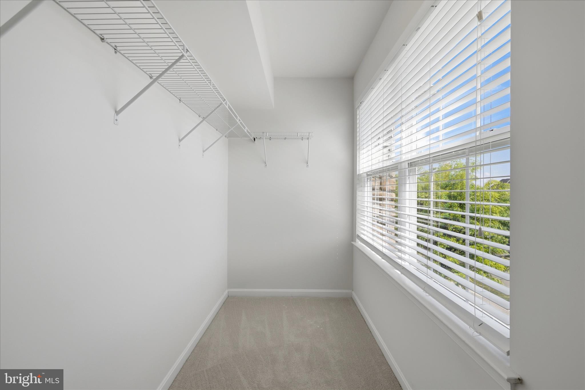 MOUNTAIN VALLEY - Residential