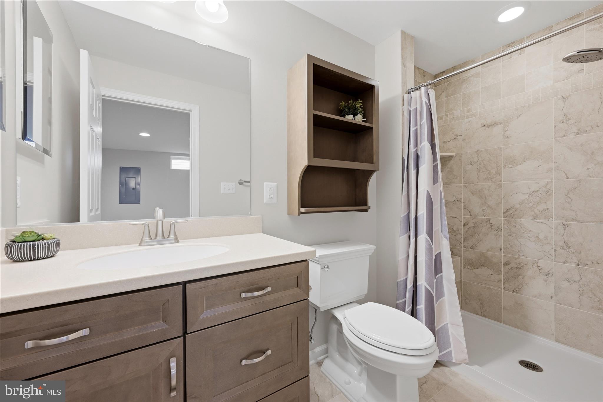 MOUNTAIN VALLEY - Residential