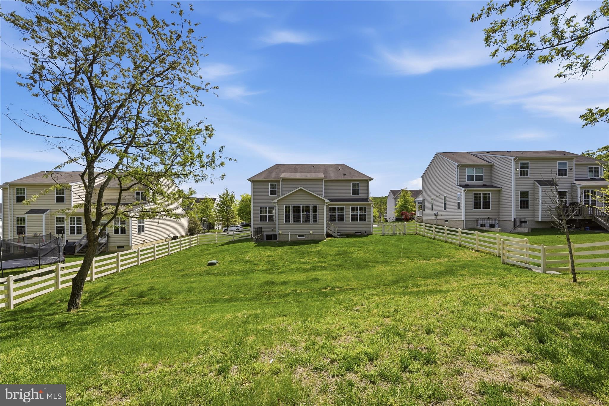 MOUNTAIN VALLEY - Residential