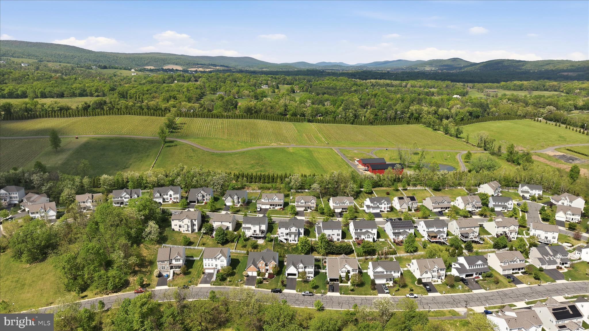 MOUNTAIN VALLEY - Residential