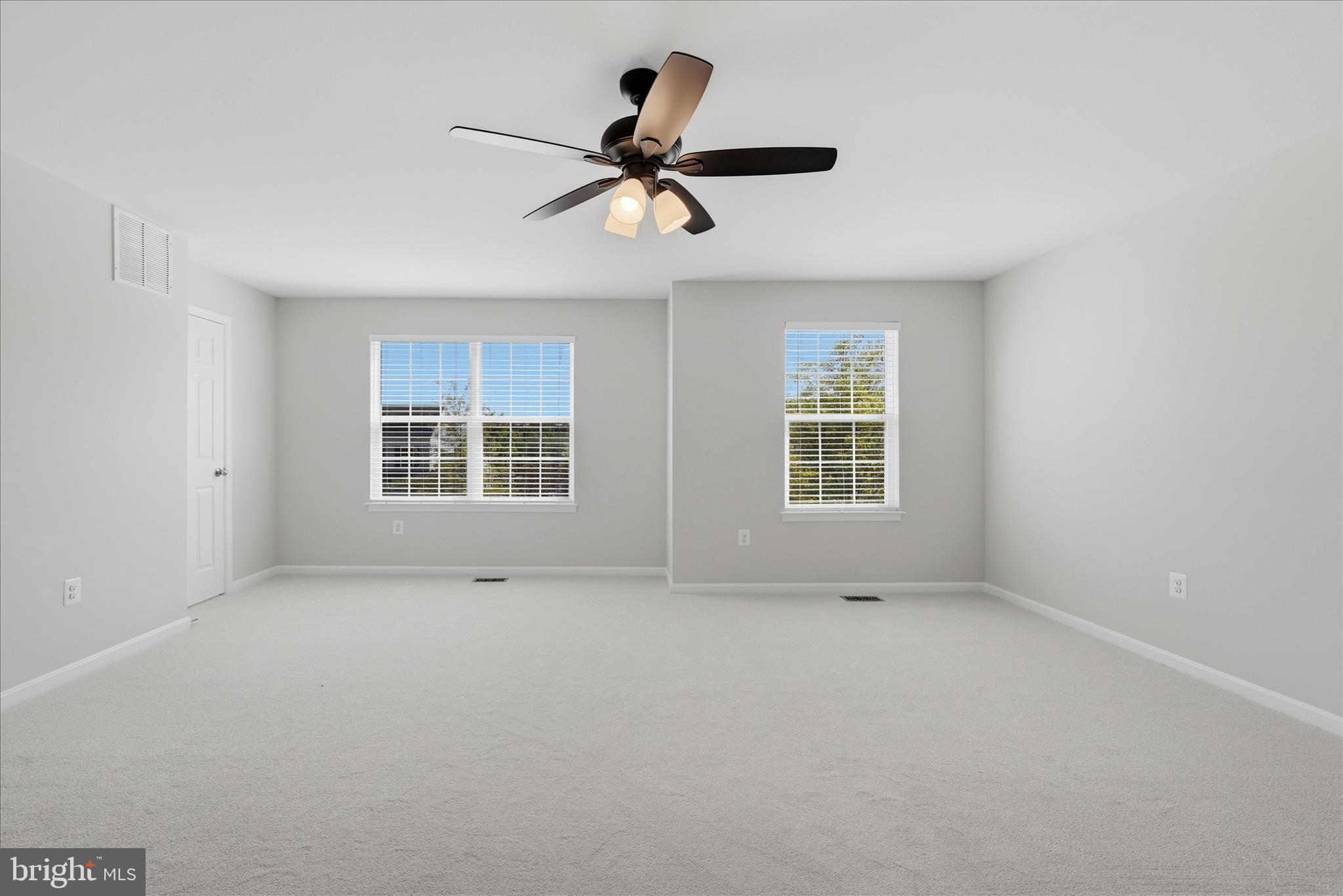 MOUNTAIN VALLEY - Residential