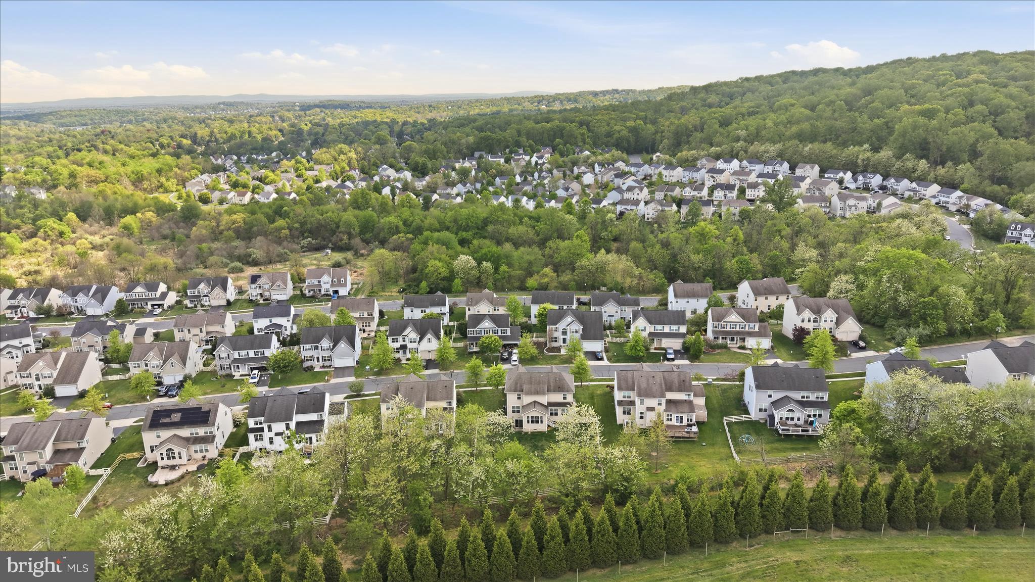 MOUNTAIN VALLEY - Residential