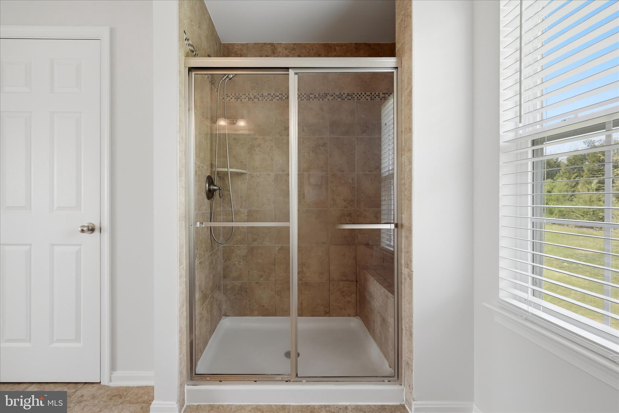 MOUNTAIN VALLEY - Residential