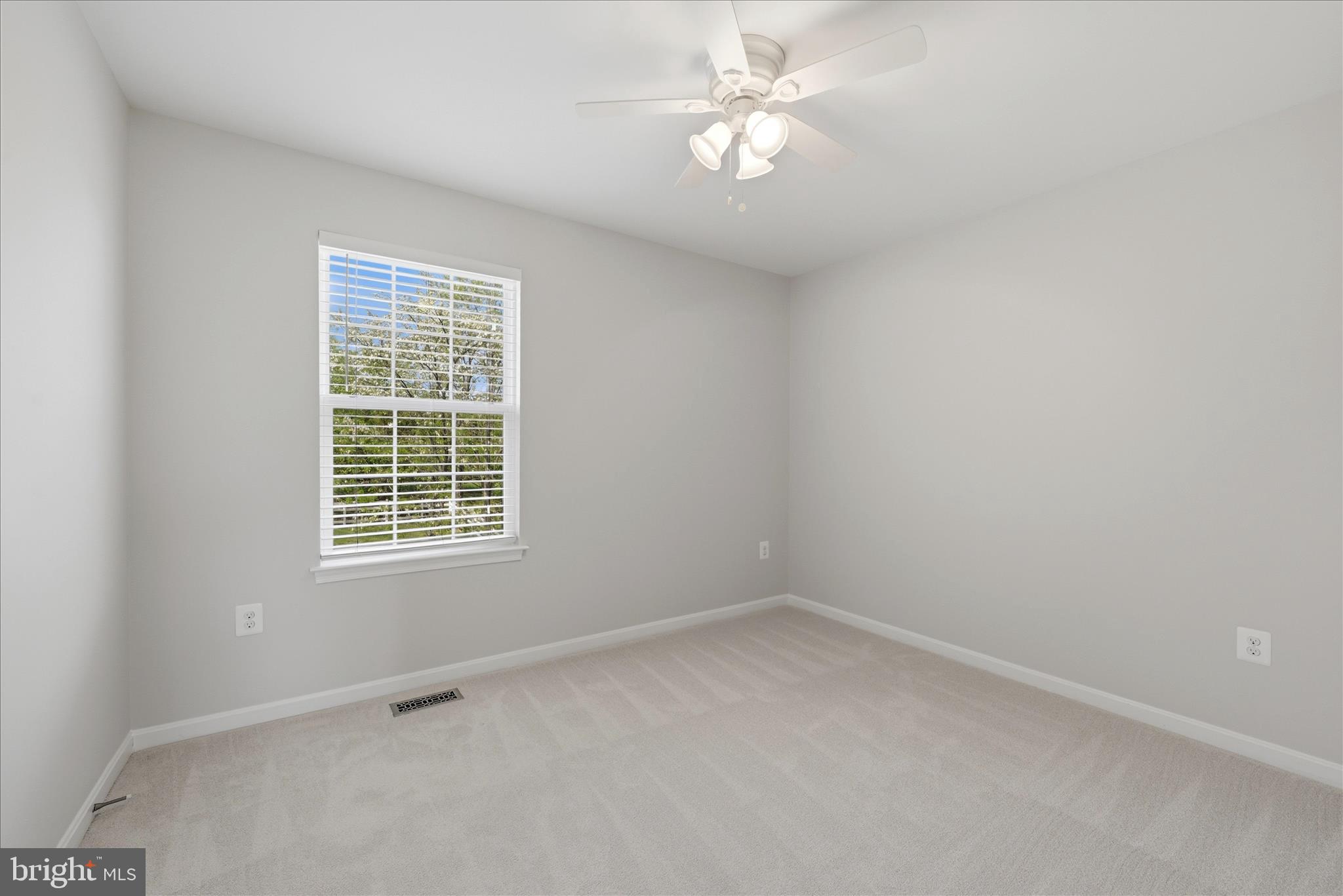 MOUNTAIN VALLEY - Residential