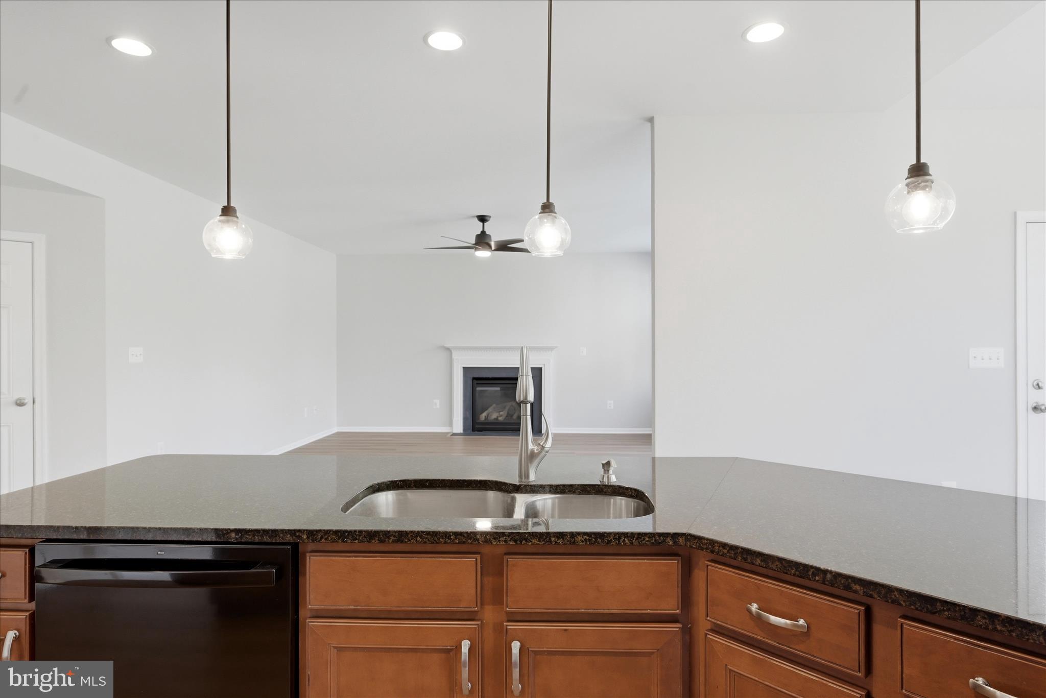 MOUNTAIN VALLEY - Residential