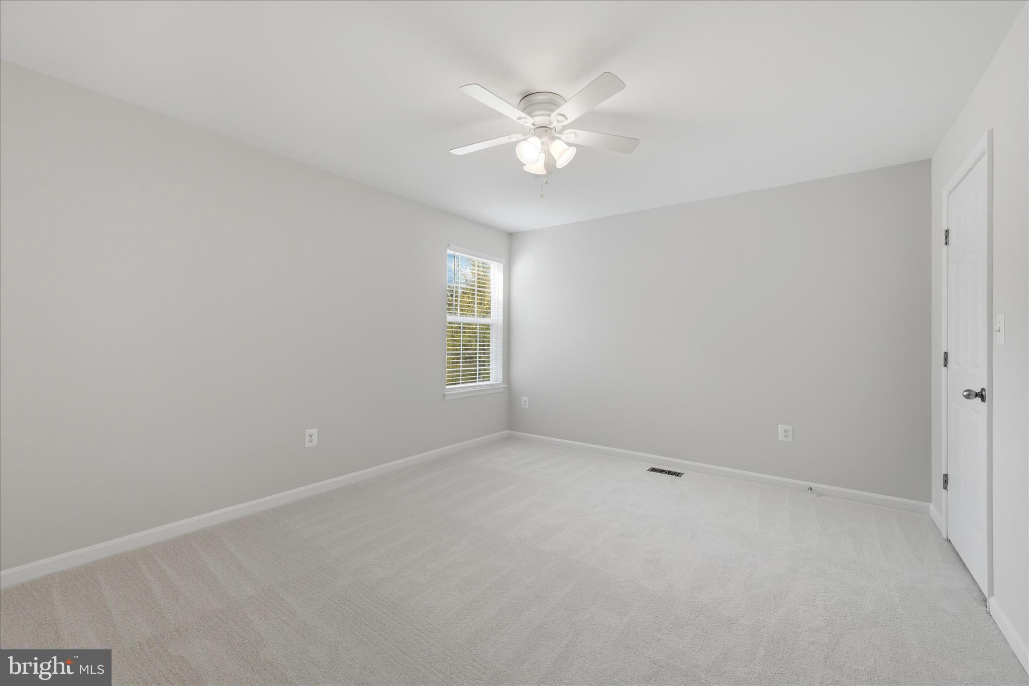 MOUNTAIN VALLEY - Residential