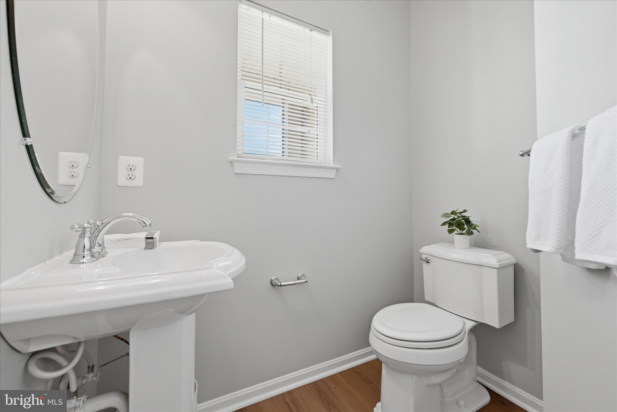 MOUNTAIN VALLEY - Residential