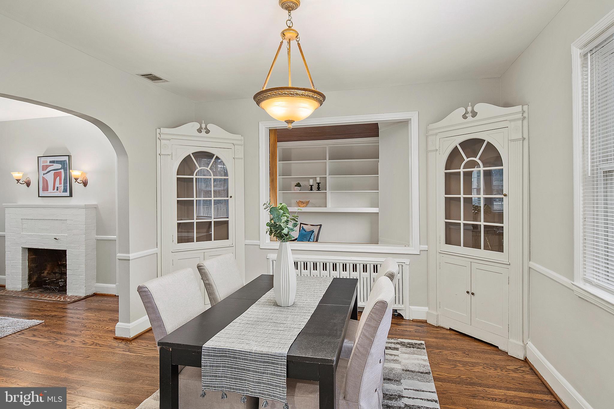 TEN HILLS - Residential