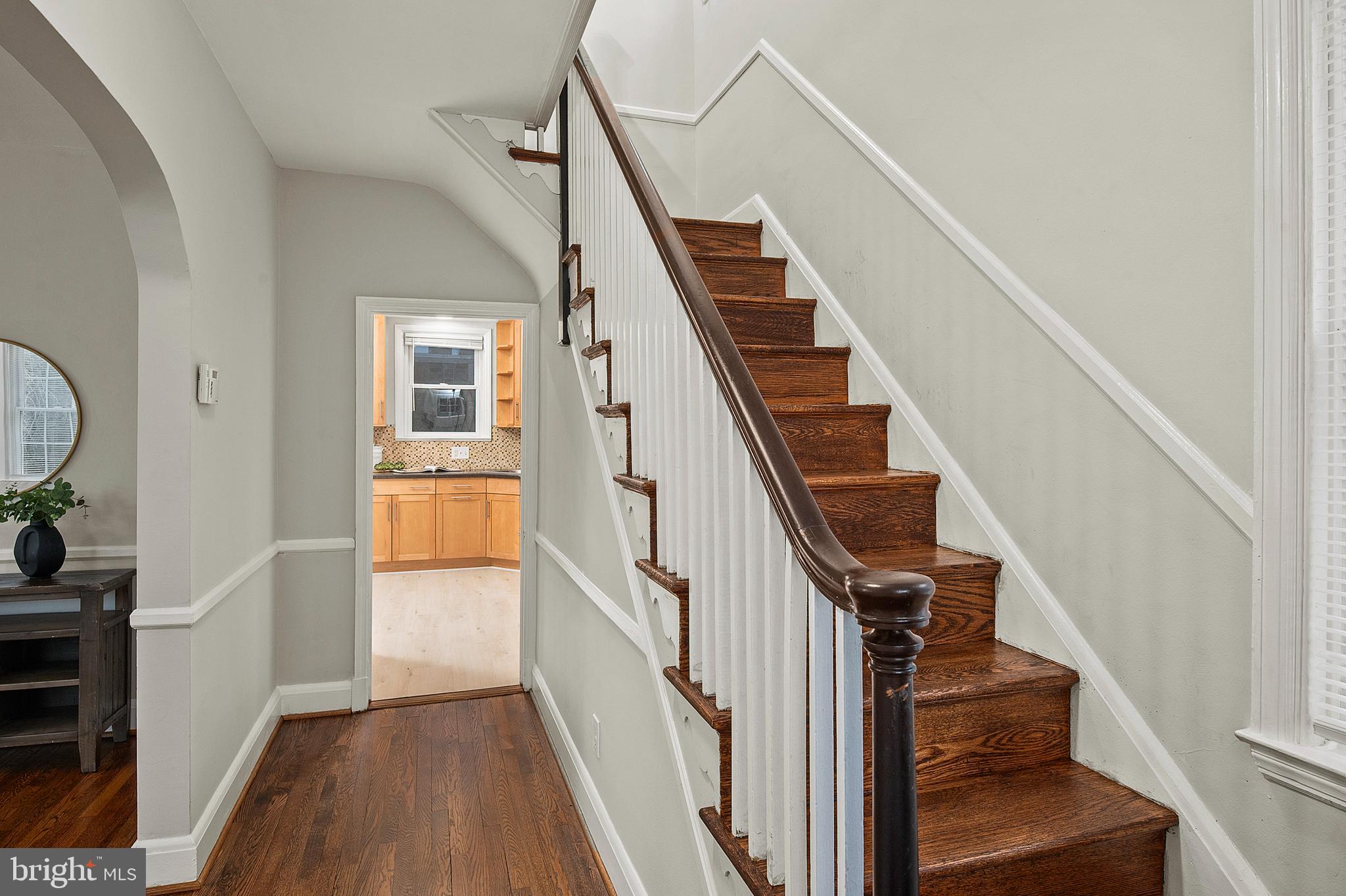 TEN HILLS - Residential