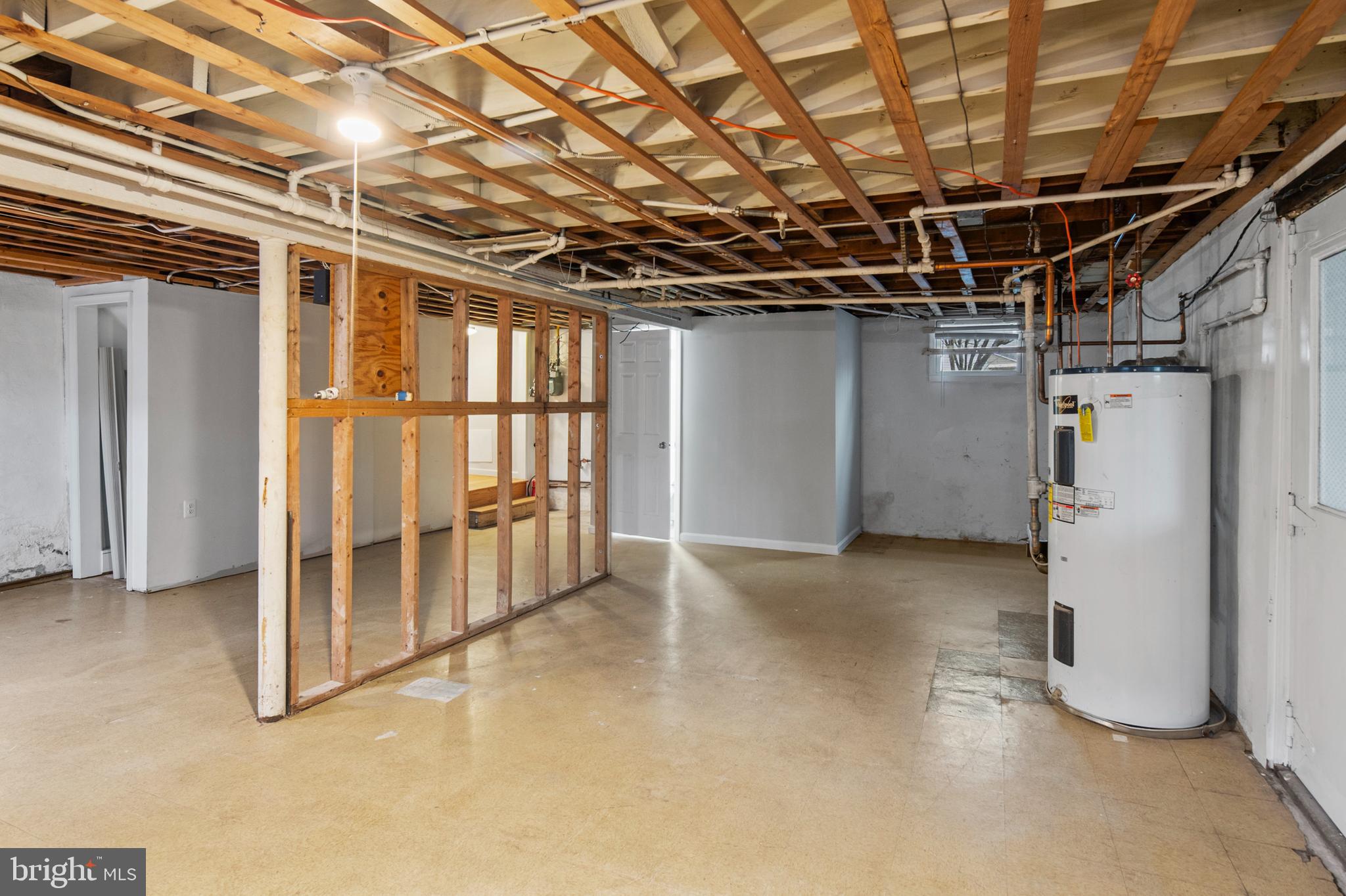 TEN HILLS - Residential