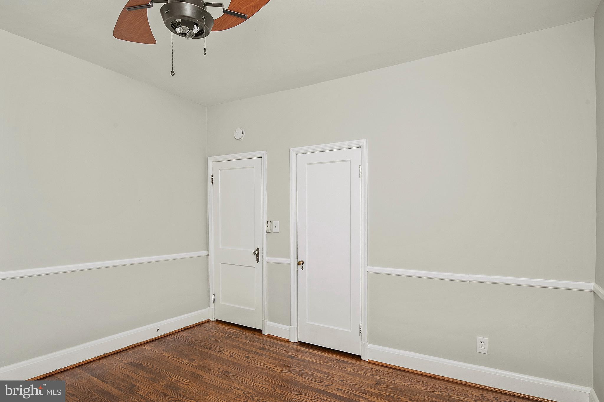 TEN HILLS - Residential