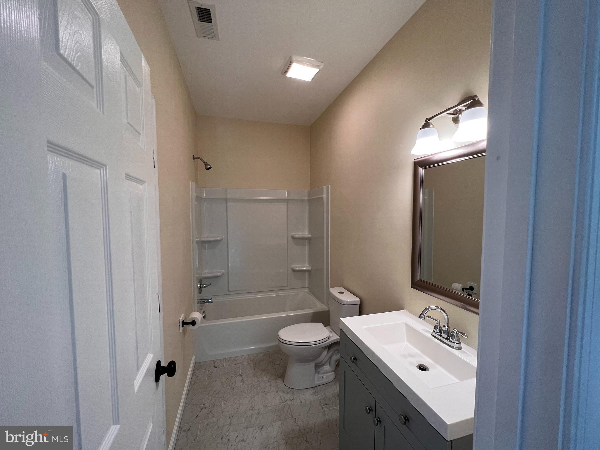 BOLIVAR - Residential Lease