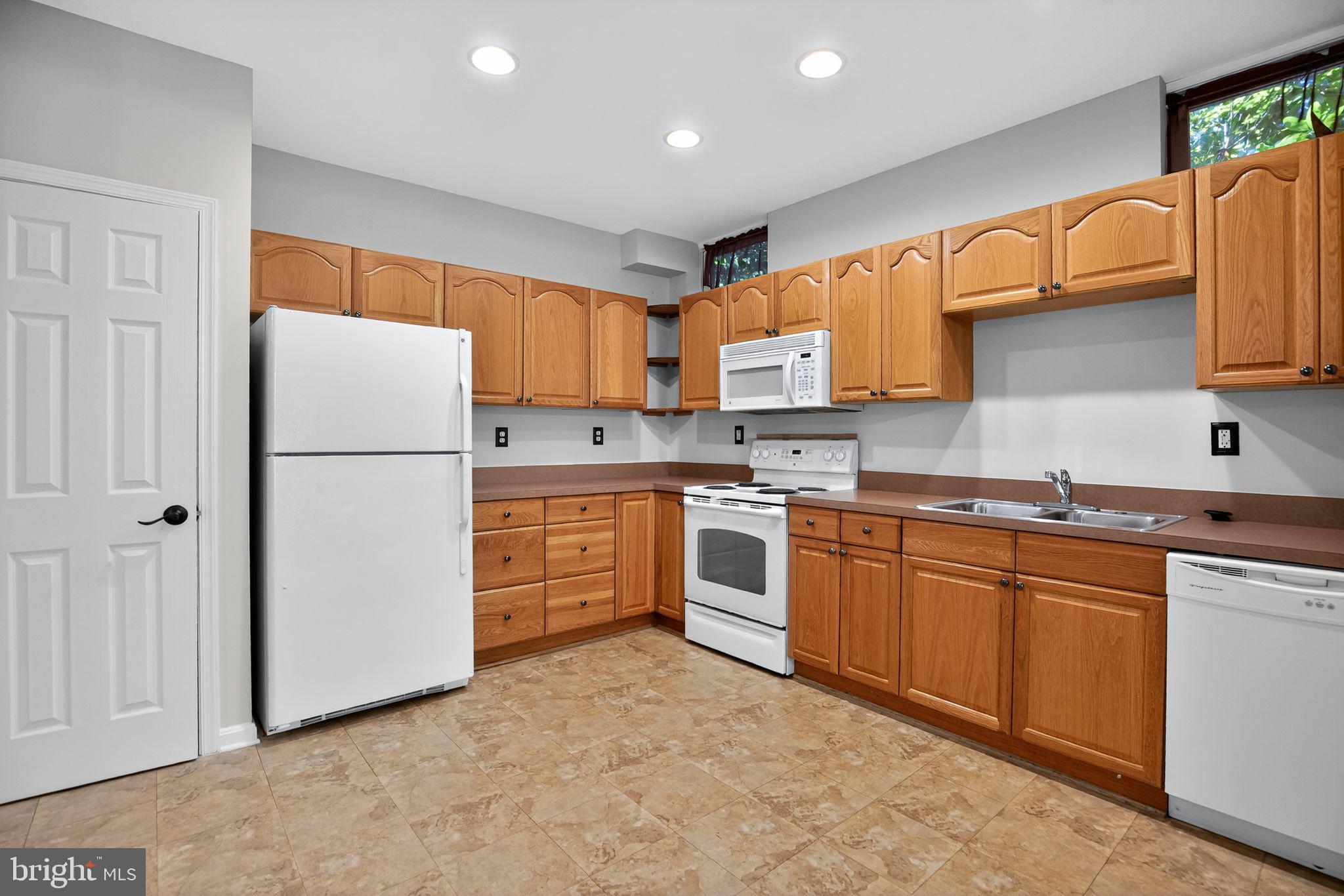 BENEDICT PLANTATION - Residential