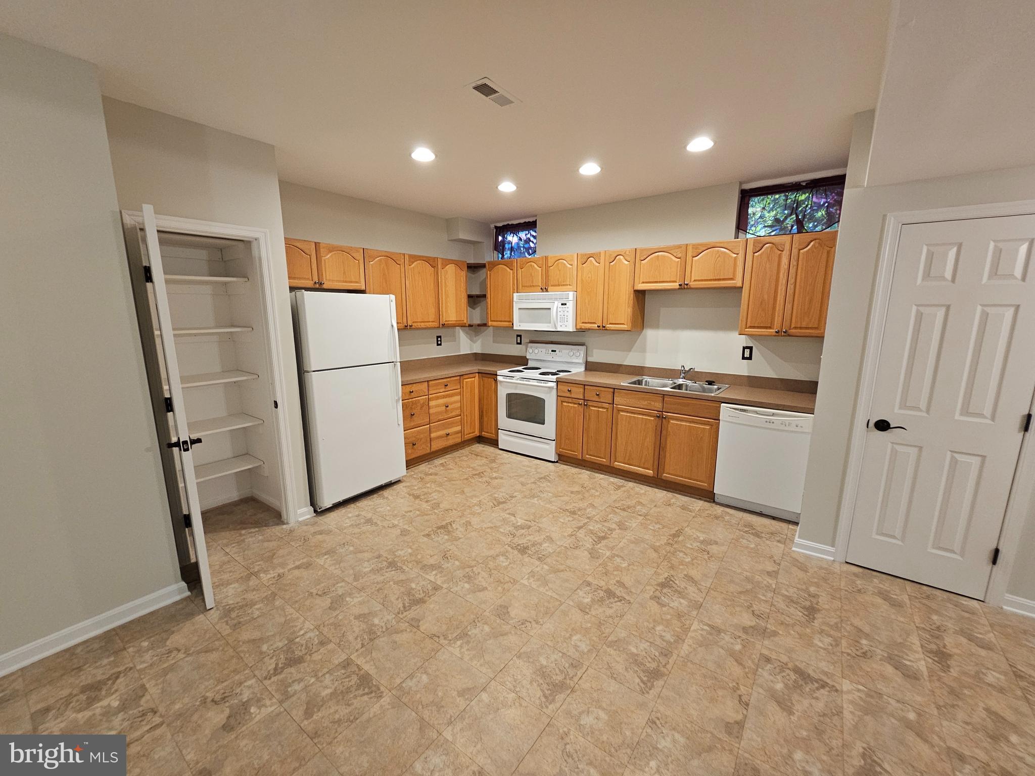 BENEDICT PLANTATION - Residential