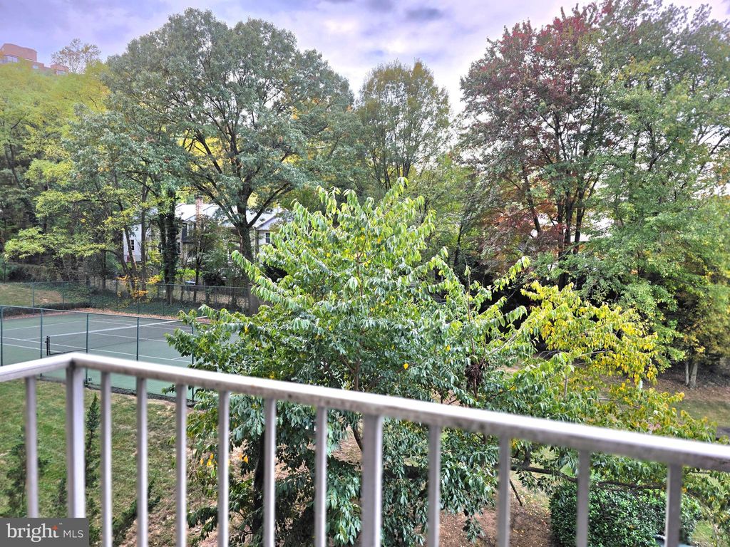 Photo of 2059 Huntington Avenue #312, ALEXANDRIA, VA 22303 (MLS # VAFX2276378)
