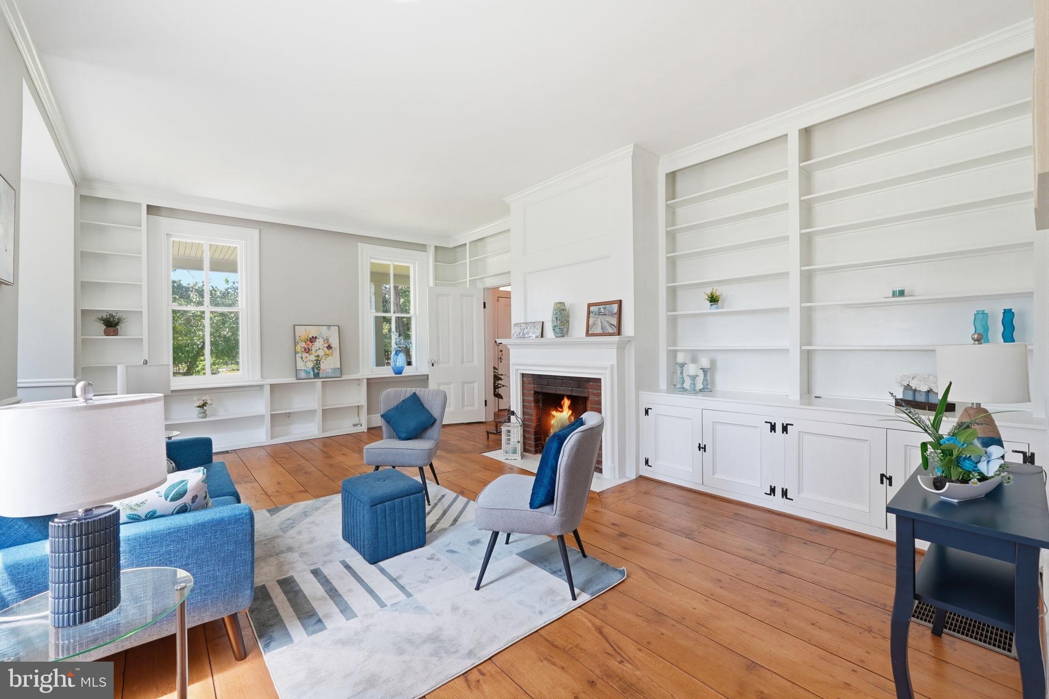 ROCKVILLE OUTSIDE - Residential