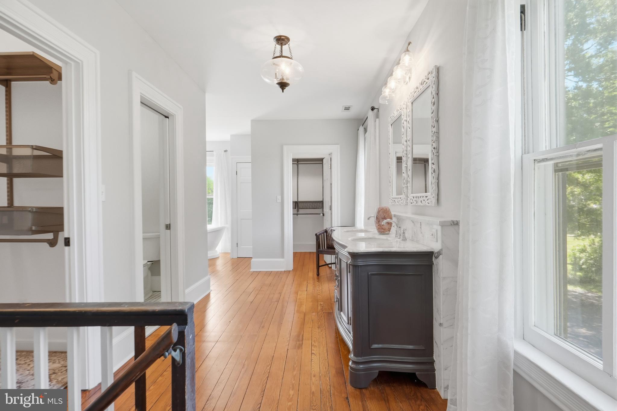 ROCKVILLE OUTSIDE - Residential