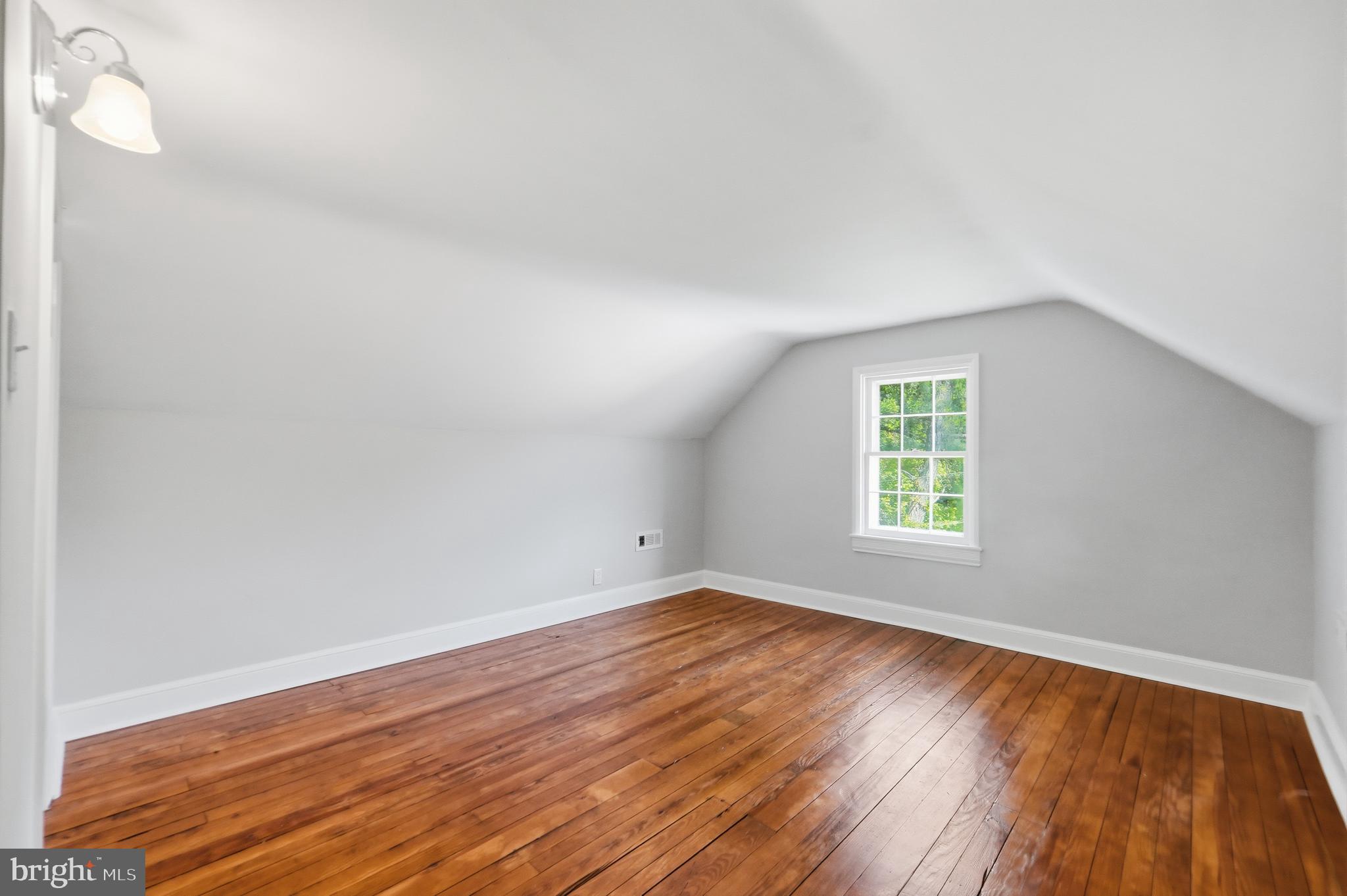 ROCKVILLE OUTSIDE - Residential