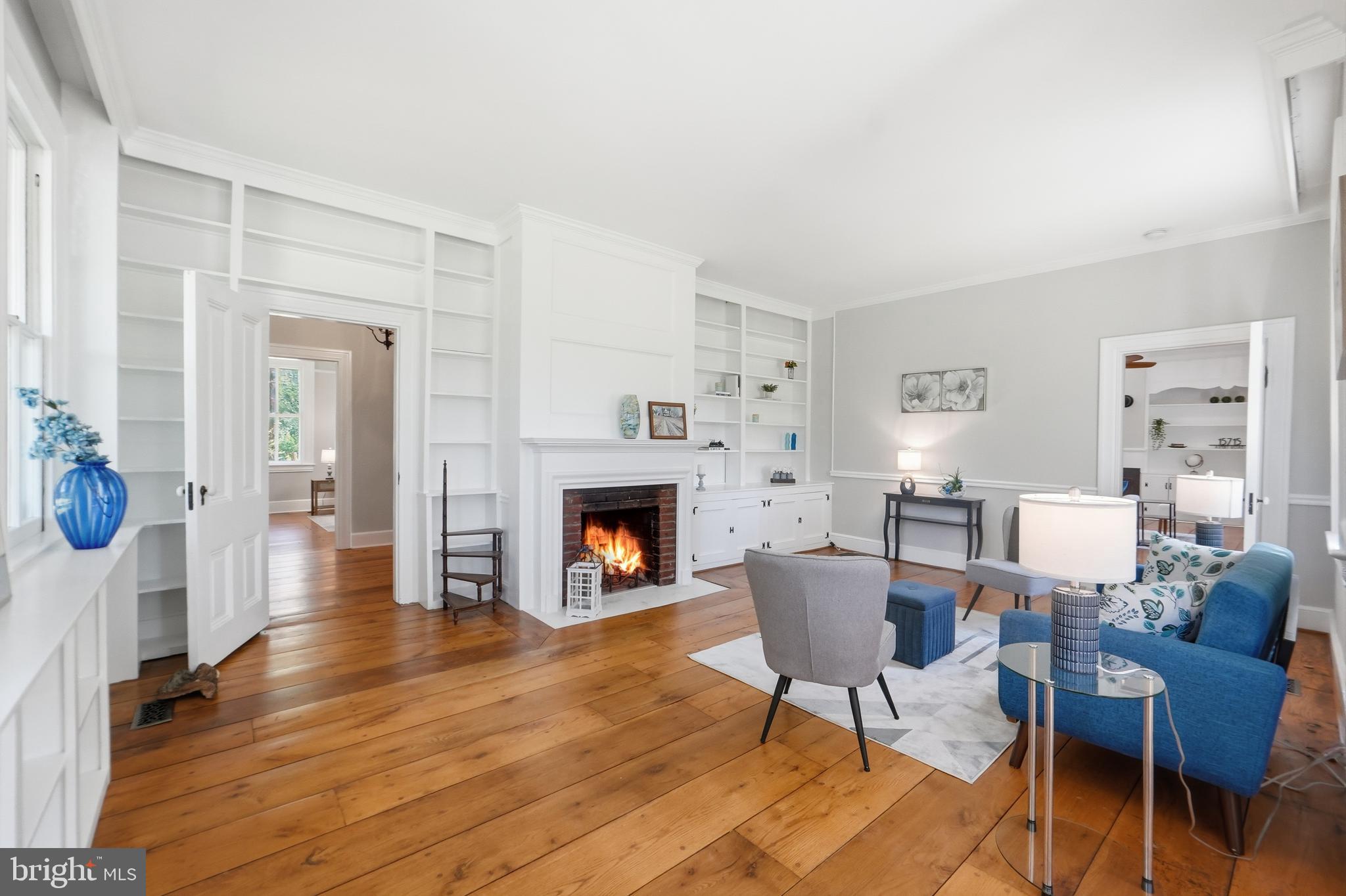ROCKVILLE OUTSIDE - Residential