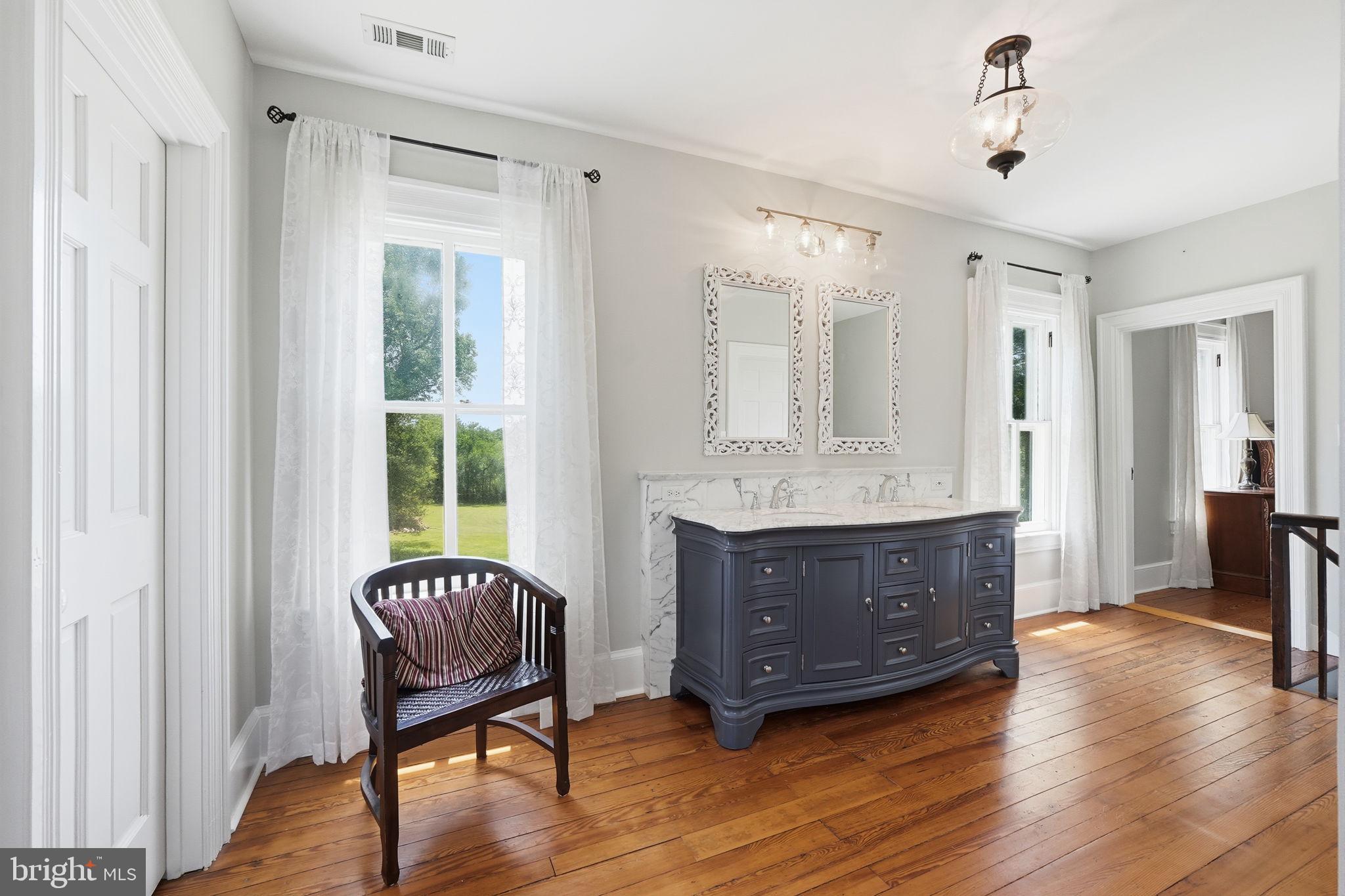 ROCKVILLE OUTSIDE - Residential